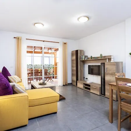Home2book Duplex & Wifi アパート